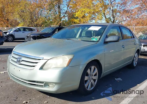 2005 Toyota Avalon Xls z USA, uszkodzony, nr VIN 4T1BK36B45U061215